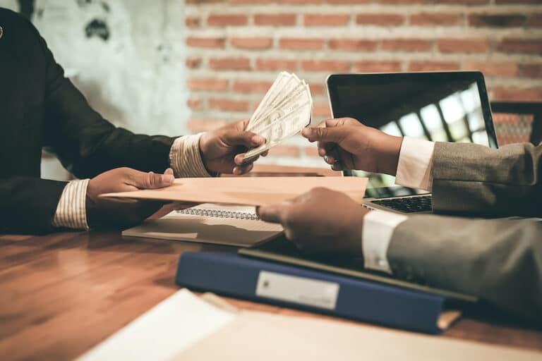 Avisos Ley Antilavado (Servicios Profesionales y Arrendamiento)